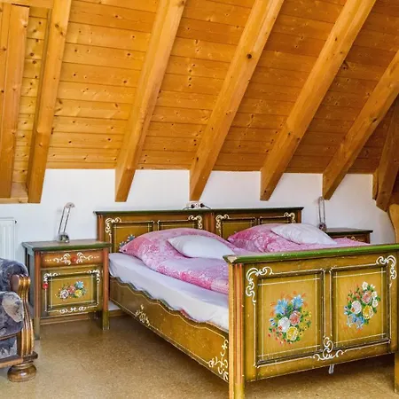 Pfisterhof Apartment *